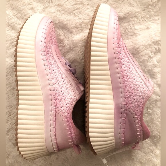 🌸 Mi.iM Pretty Pink Sneakers 🌸 - Picture 3 of 8
